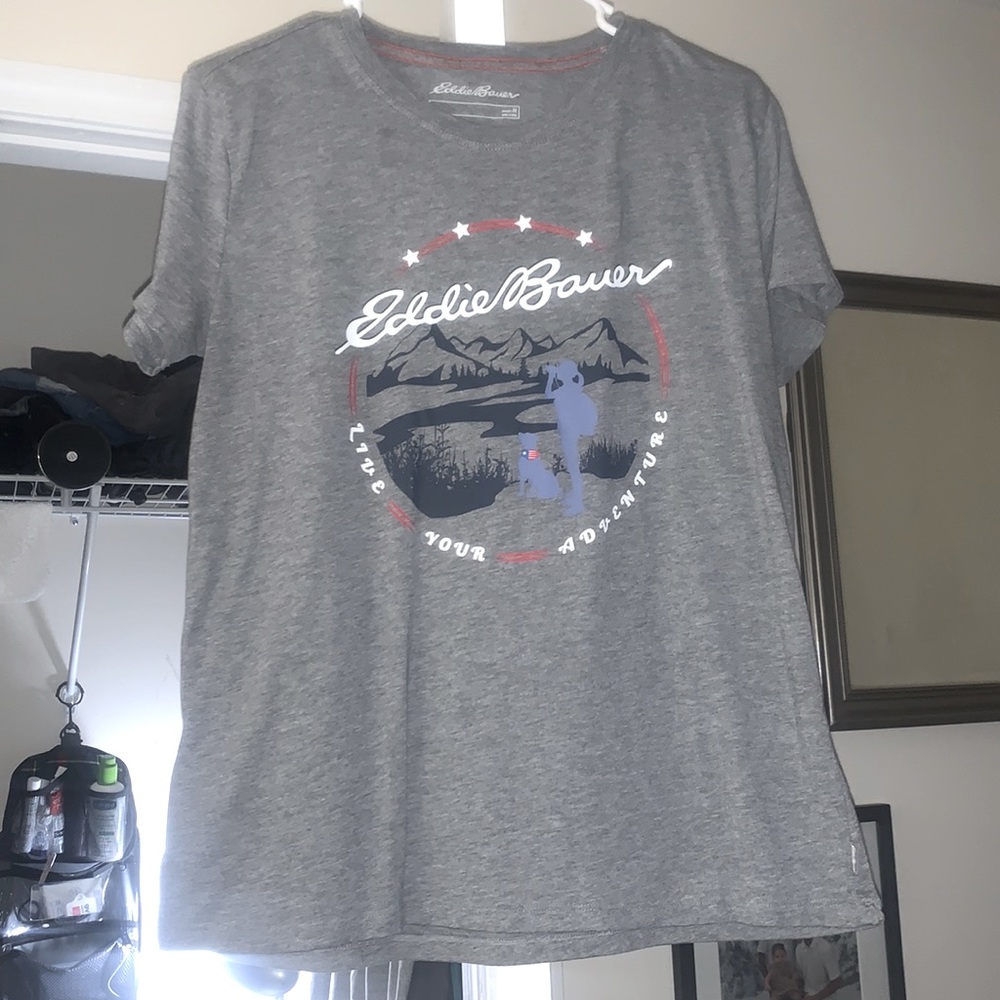 Eddie Bauer graphic tee size M